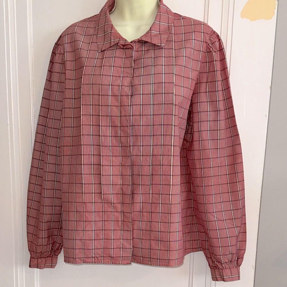 Vtg  80s Carlisle Pleat Front Red,‎ White & Black Plaid Cotton Long Sleeve Shirt